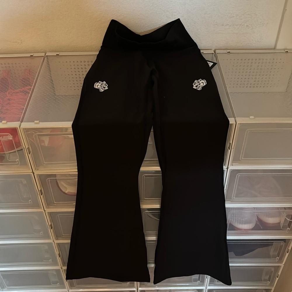NWT Darc Sports Flare leggings